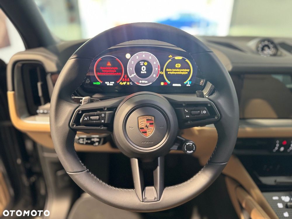 Porsche Cayenne - 18