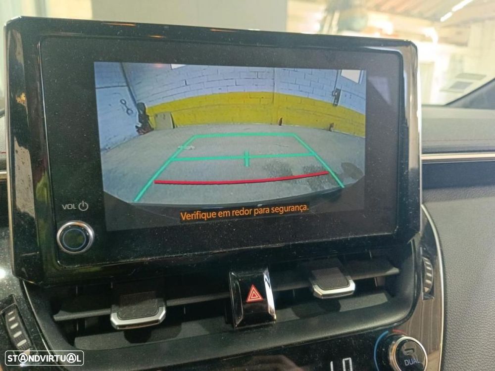 Toyota Corolla 1.8 Hybrid Exclusive - 7