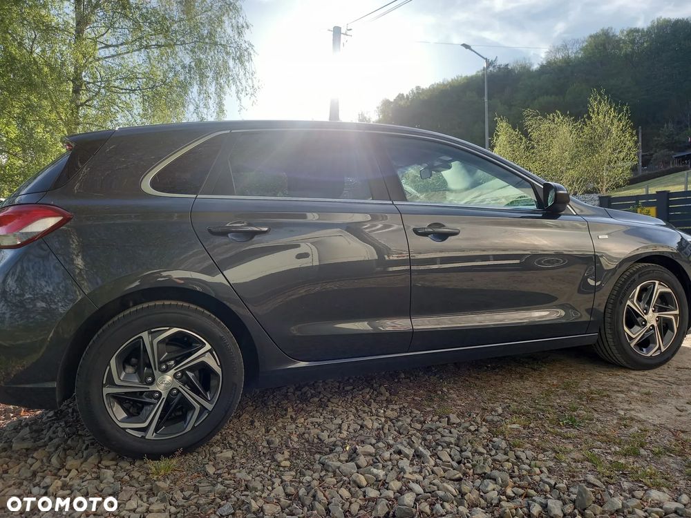 Hyundai i30 1.5 T-GDI 48V Comfort DCT - 6