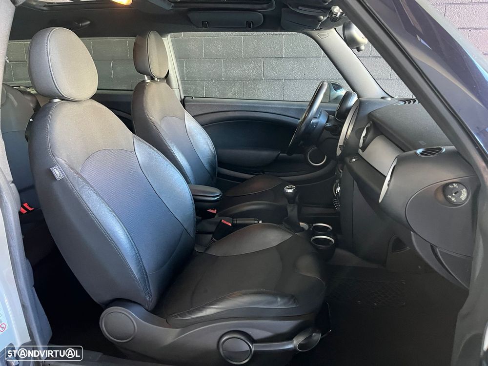 MINI Clubman Cooper D - 12