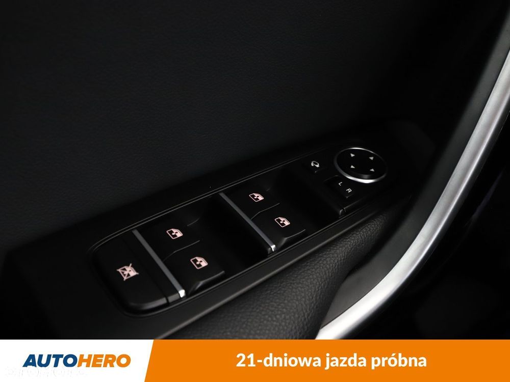 Kia Ceed - 36