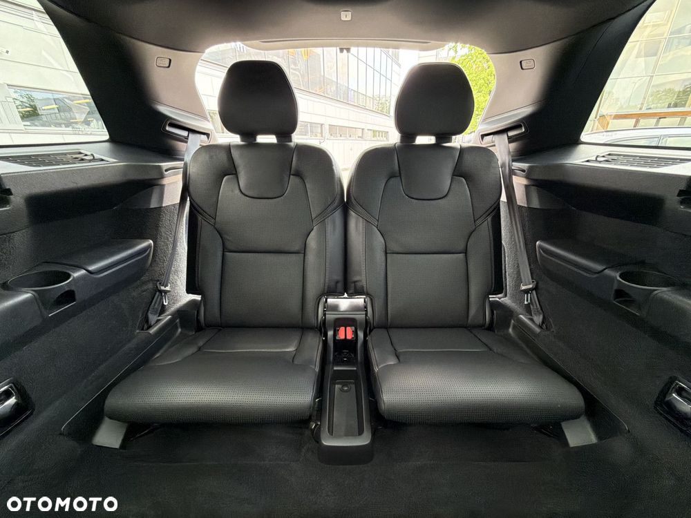 Volvo XC 90 - 17