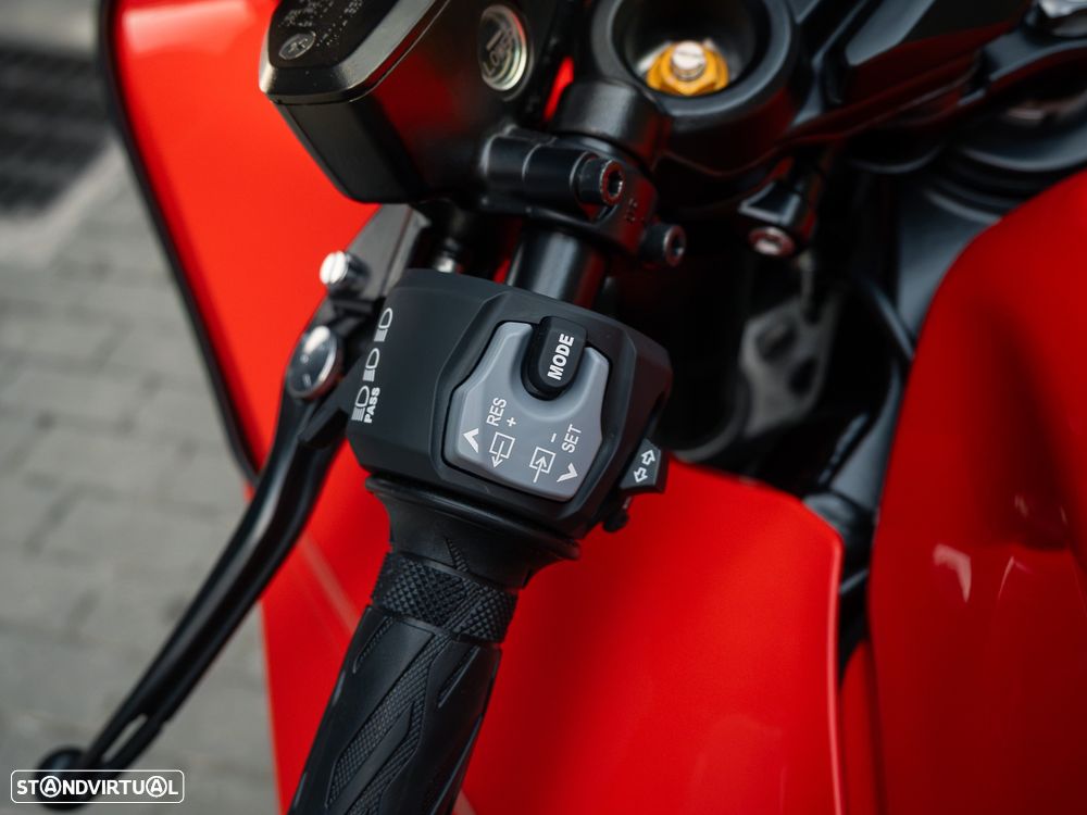 Suzuki Hayabusa Edição 25 Anos - 20