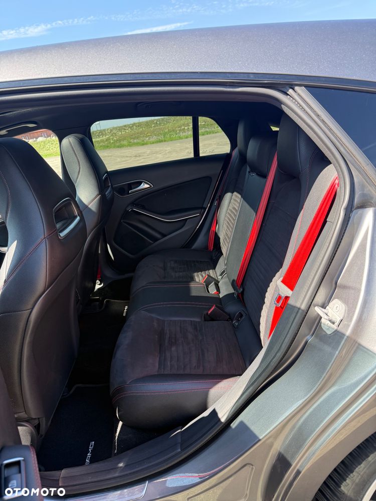 Mercedes-Benz CLA 220 d 7G-DCT AMG Line - 7