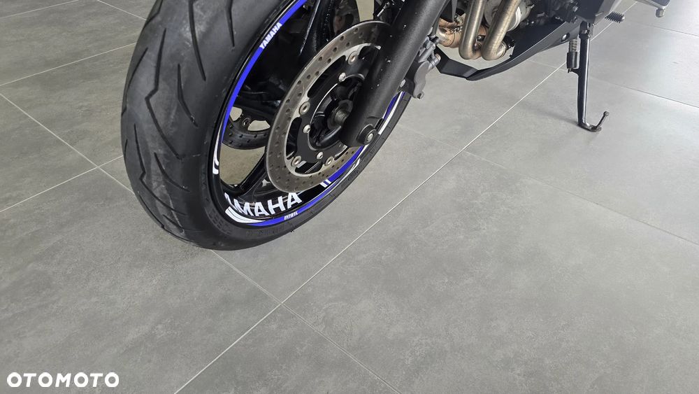 Yamaha XJ - 9