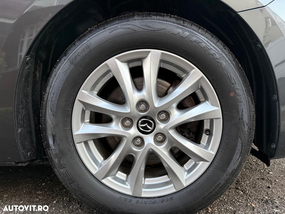 Mazda 3 SKYACTIV-G 120 Exclusive-Line - 28