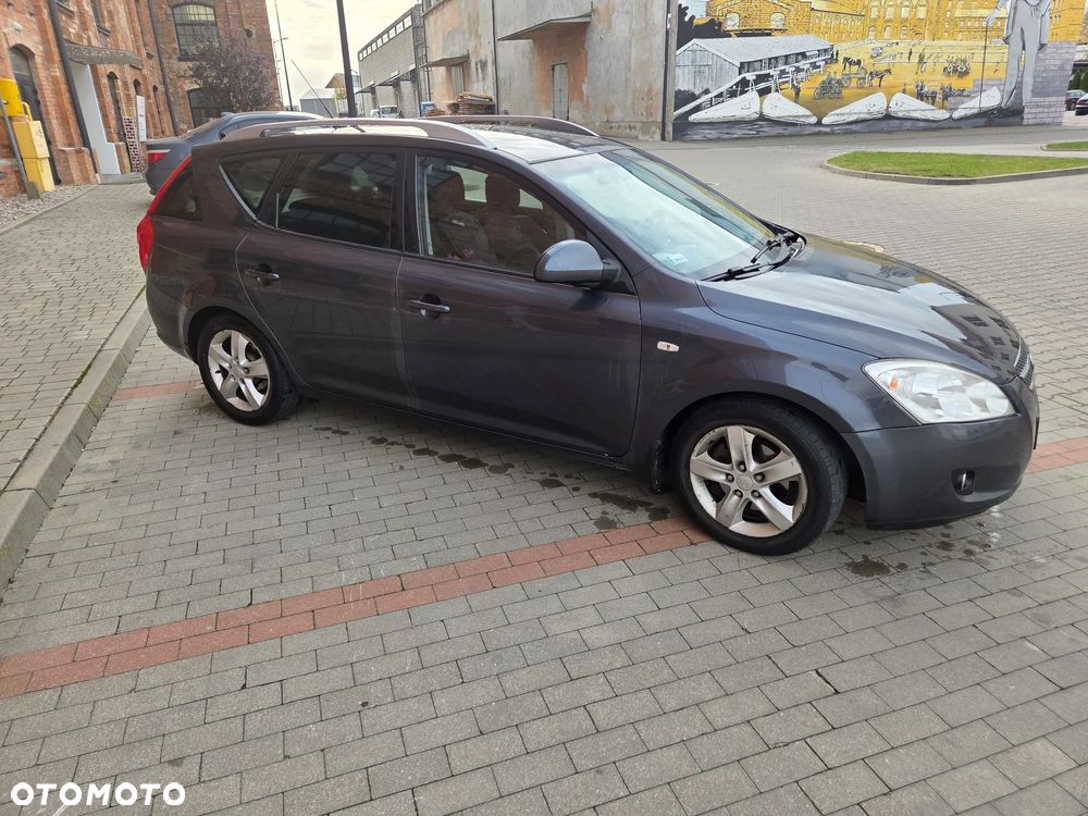 Kia Ceed Cee'd 1.6 Crdi Comfort - 3