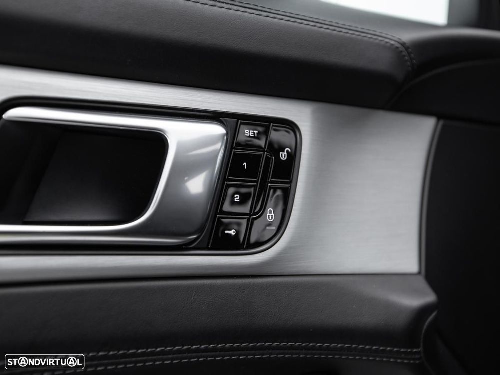 Porsche Panamera 4 S - 19