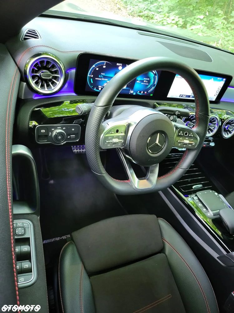 Mercedes-Benz CLA 200 AMG Line 7G-DCT - 14