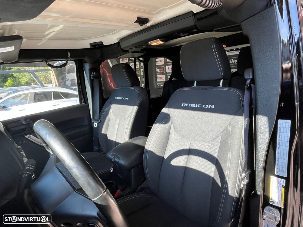 Jeep Wrangler Unlimited 2.8 CRD ATX Rubicon - 19