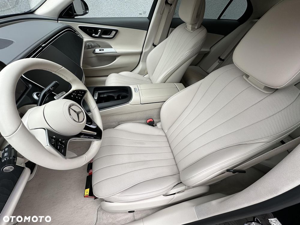 Mercedes-Benz Klasa E 220 d mHEV 4-Matic Avantgarde 9G-Tronic - 12