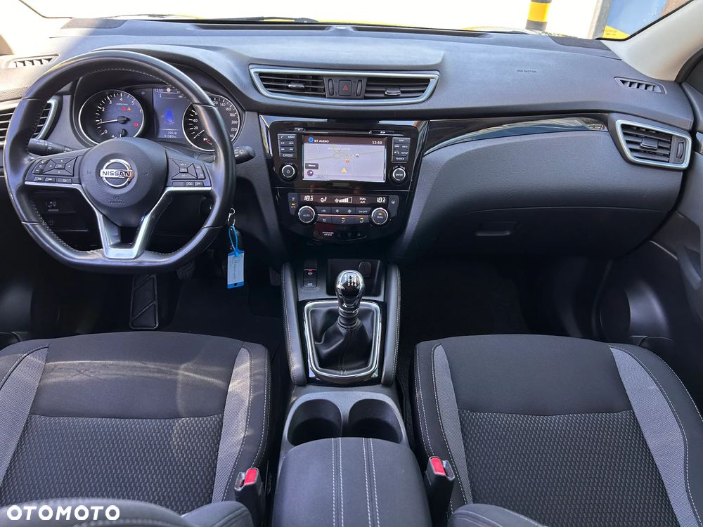 Nissan Qashqai - 22