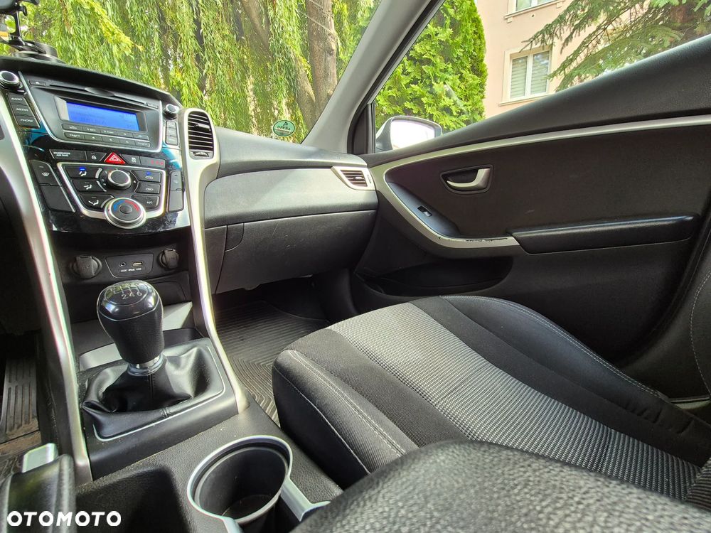 Hyundai i30 1.4 Classic + - 8