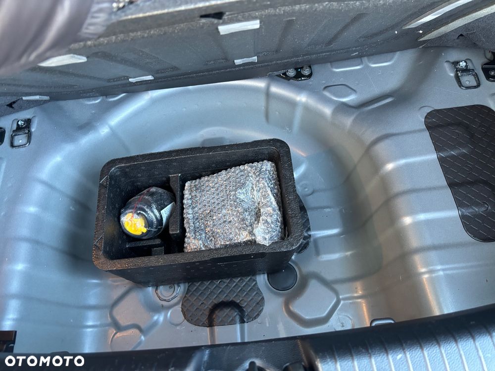 Hyundai i10 1.0 YES - 13