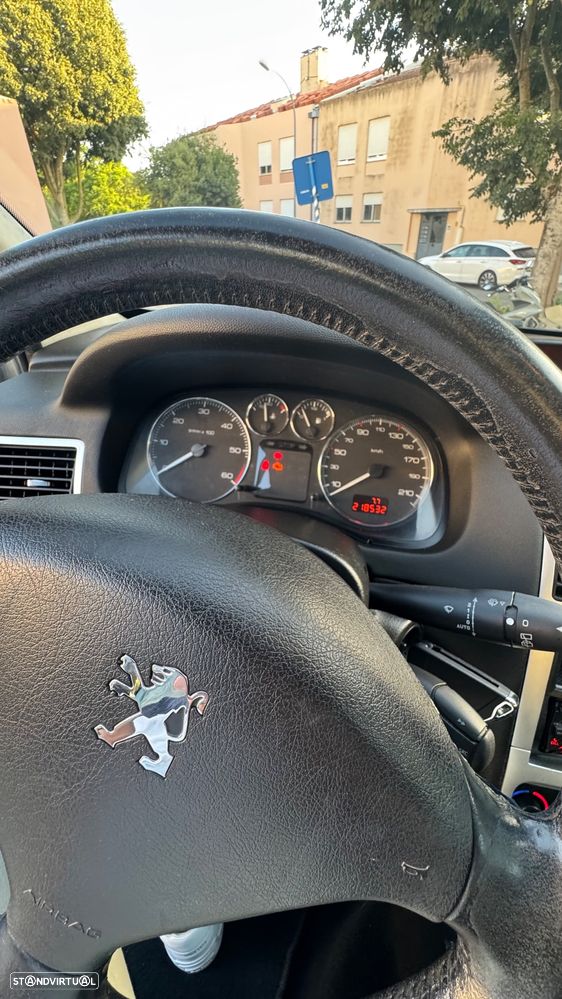 Peugeot 307 SW 1.6 HDi FAP SE Navteq - 12