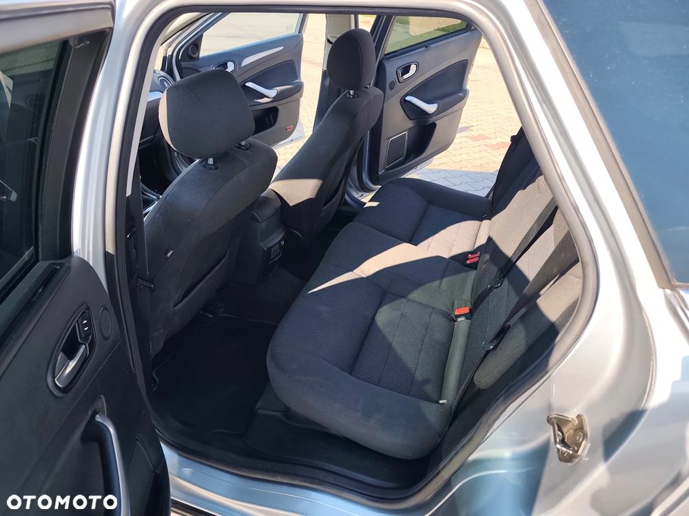 Ford Mondeo 2.0 TDCi Titanium X - 20