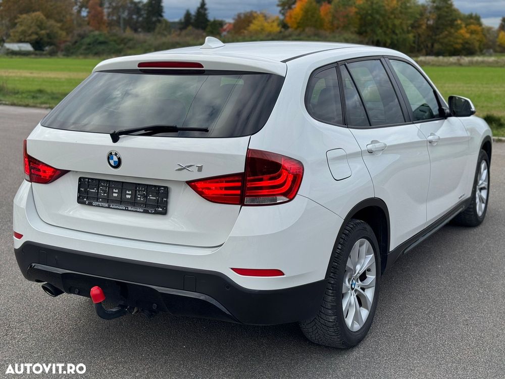 BMW X1 xDrive20d Aut. Sport Line - 3