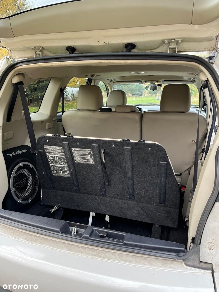 Mitsubishi Outlander 3.0 V6 XLS - 9