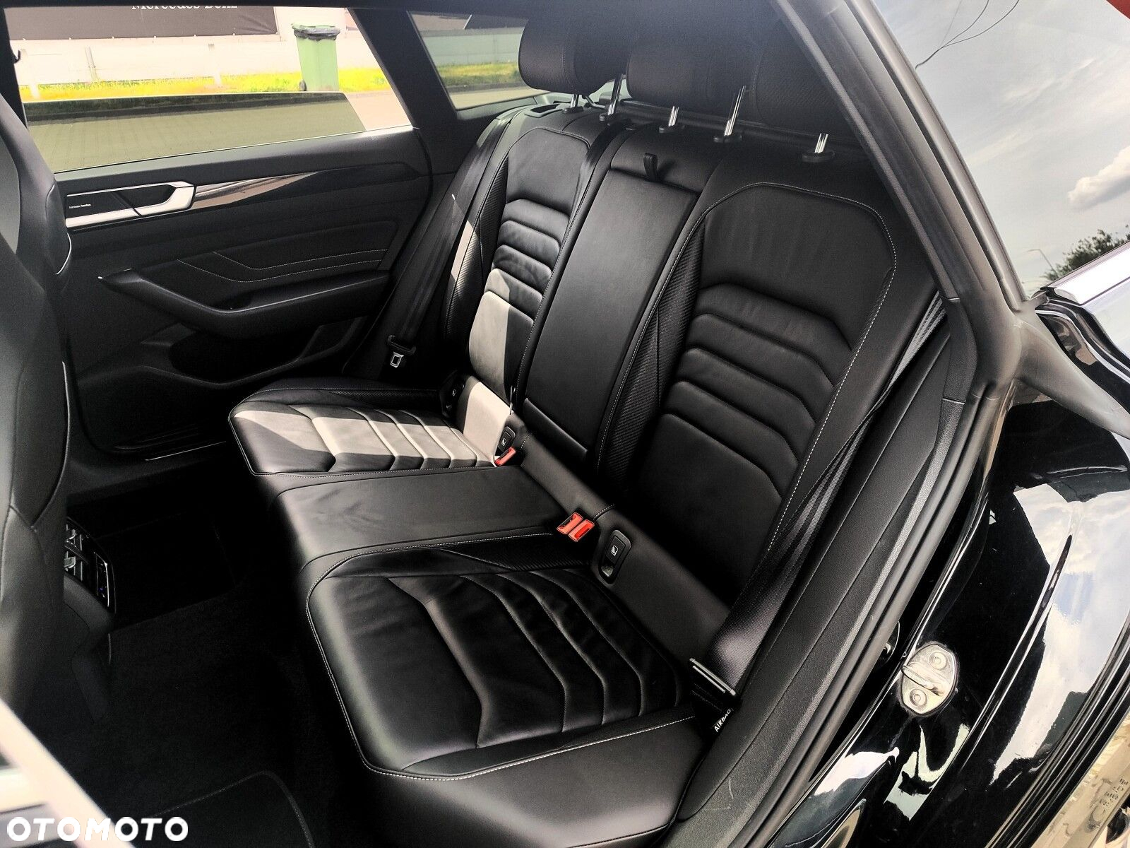 Volkswagen Arteon 2.0 TDI 4Motion R-Line DSG - 14