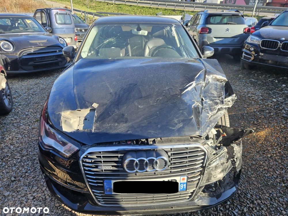Audi A3 Sportback 1.4 TFSI e-tron Ambiente - 4