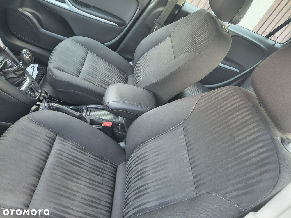 Opel Zafira 1.4 Turbo Active - 12