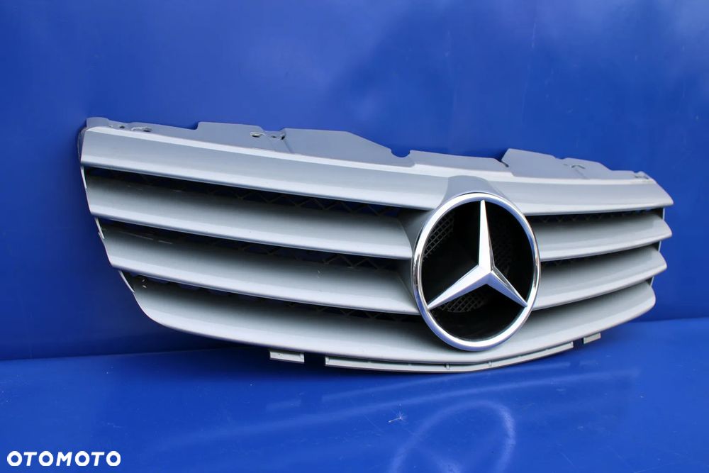 Oryginalny grill atrapa chłodnicy stan BDB OE Mercedes SL R230 W230 A2308800583 01-06r - 4