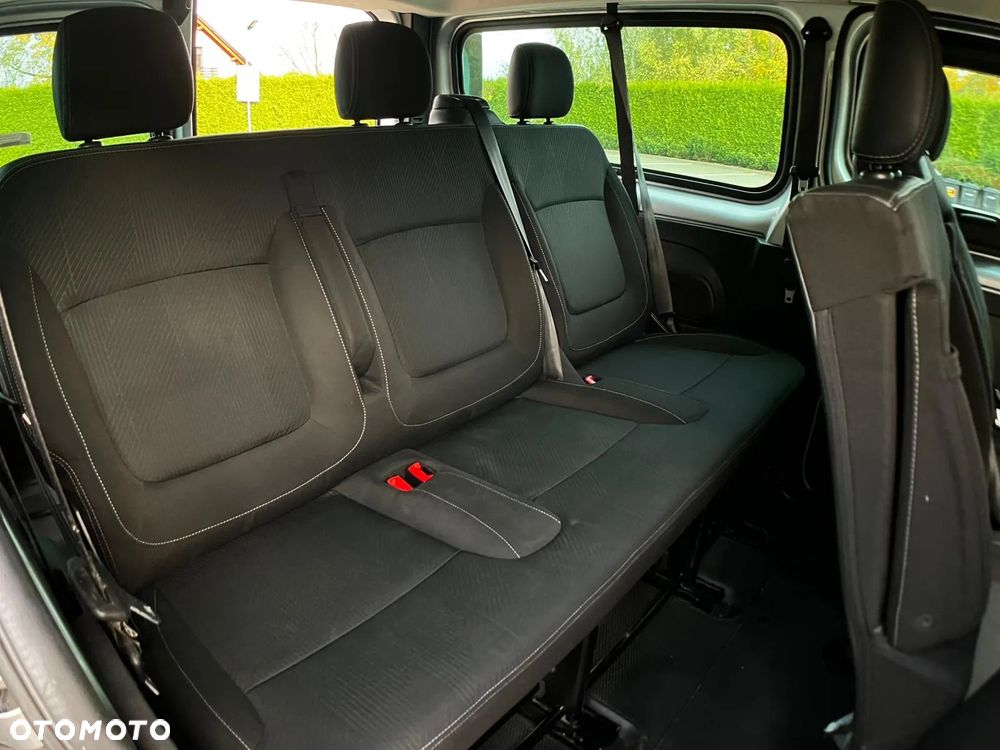 Renault Trafic Grand 2.0 dCi EDC - 24