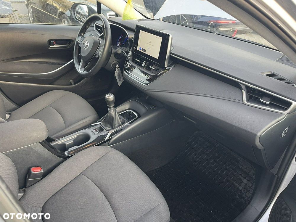 Toyota Corolla 1.5 Comfort - 11