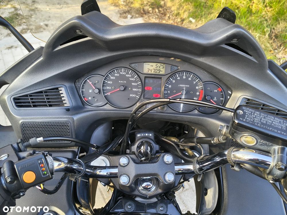 Honda Deauville - 13