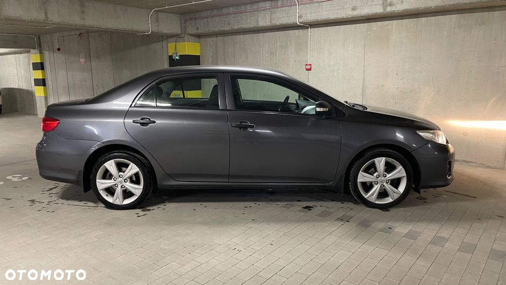 Toyota Corolla 1.6 Active - 5