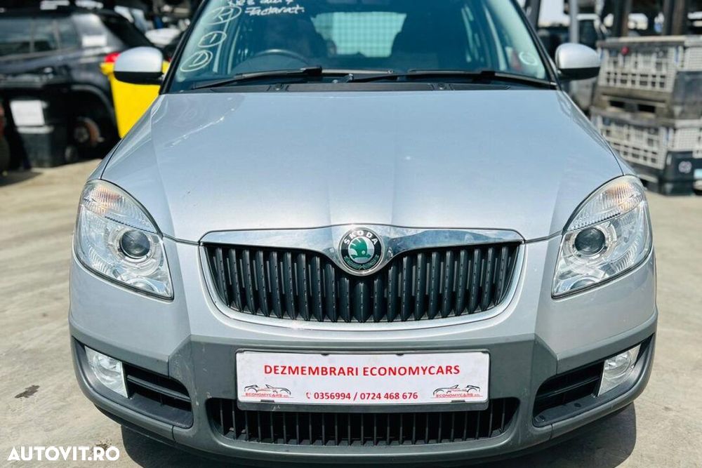 BARA FATA CU PROIECTOARE SKODA FABIA SCOUT 2010 - 1