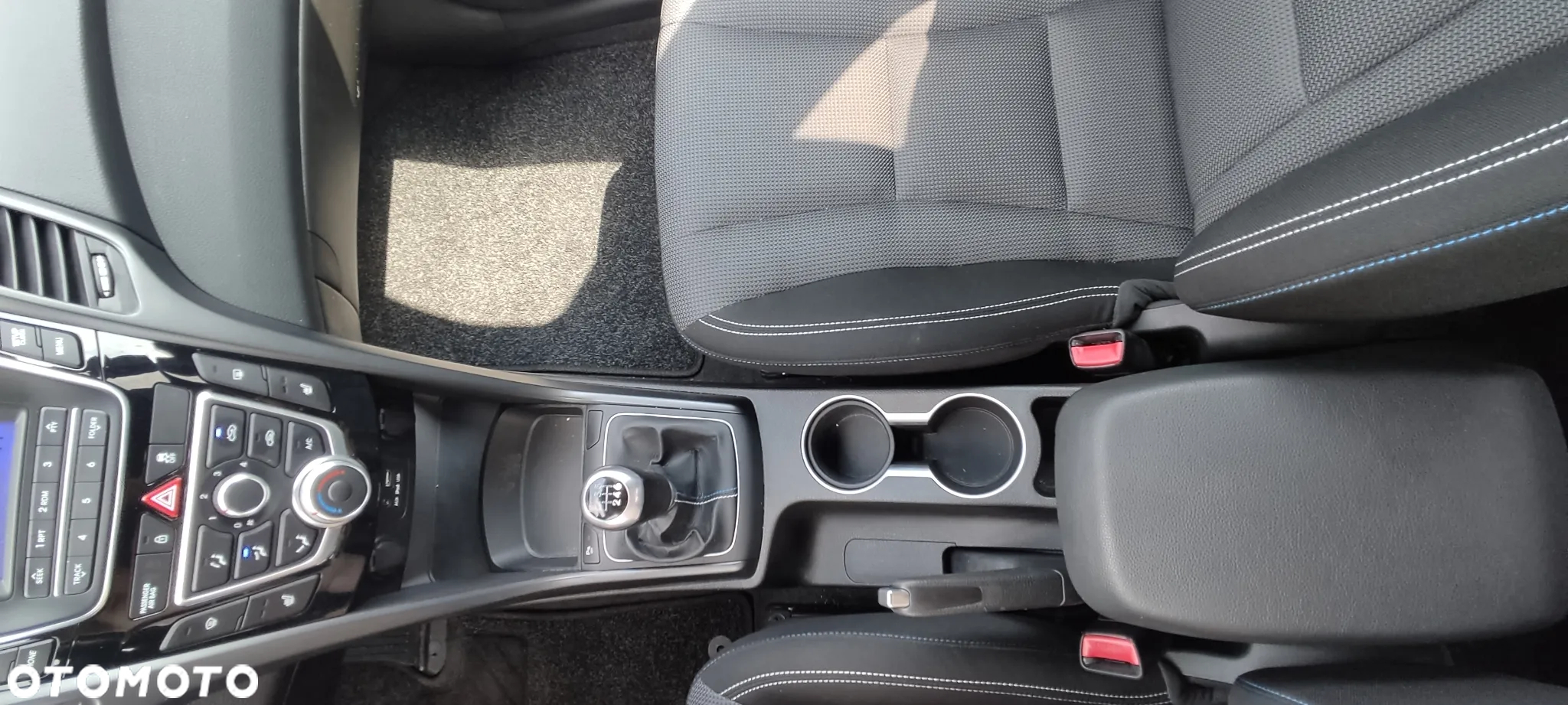 Hyundai i30 1.4 Passion Plus - 16
