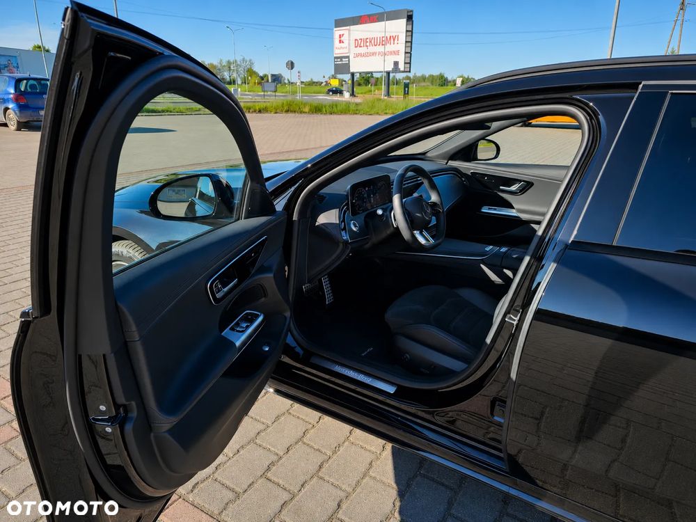 Mercedes-Benz Klasa E 220 d 4Matic 9G-TRONIC Edition AMG Line - 5