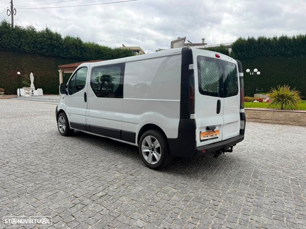 Opel Vivaro - 4
