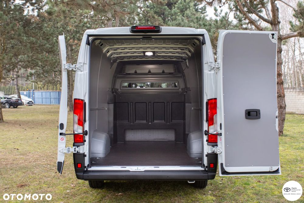 Toyota Proace Max - 11