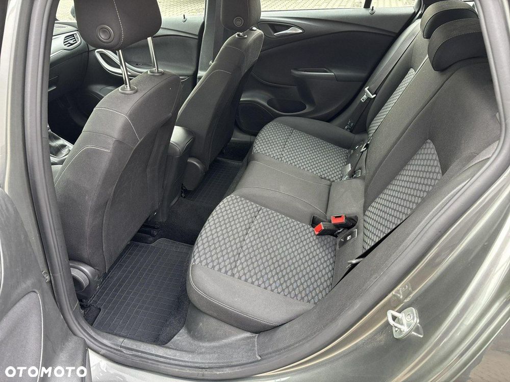 Opel Astra - 12