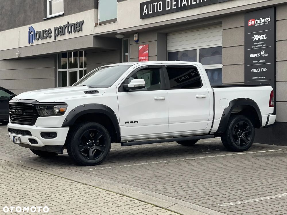 Dodge RAM 1500 5.7 4x4 - 8