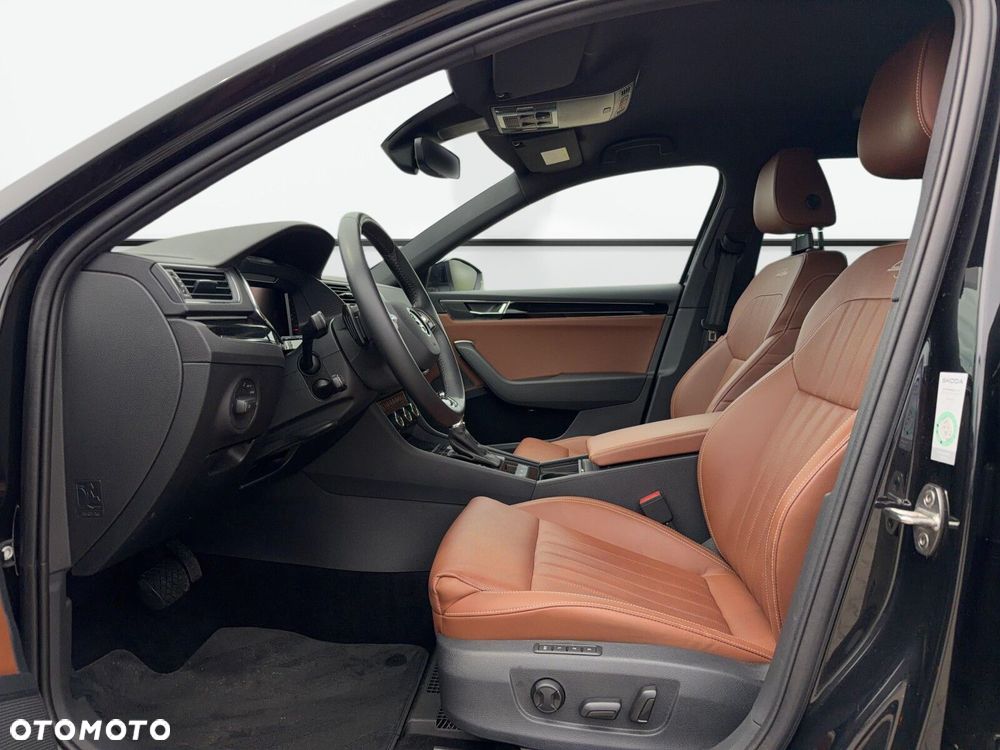 Skoda Superb 2.0 TSI 4x4 L&K DSG - 11
