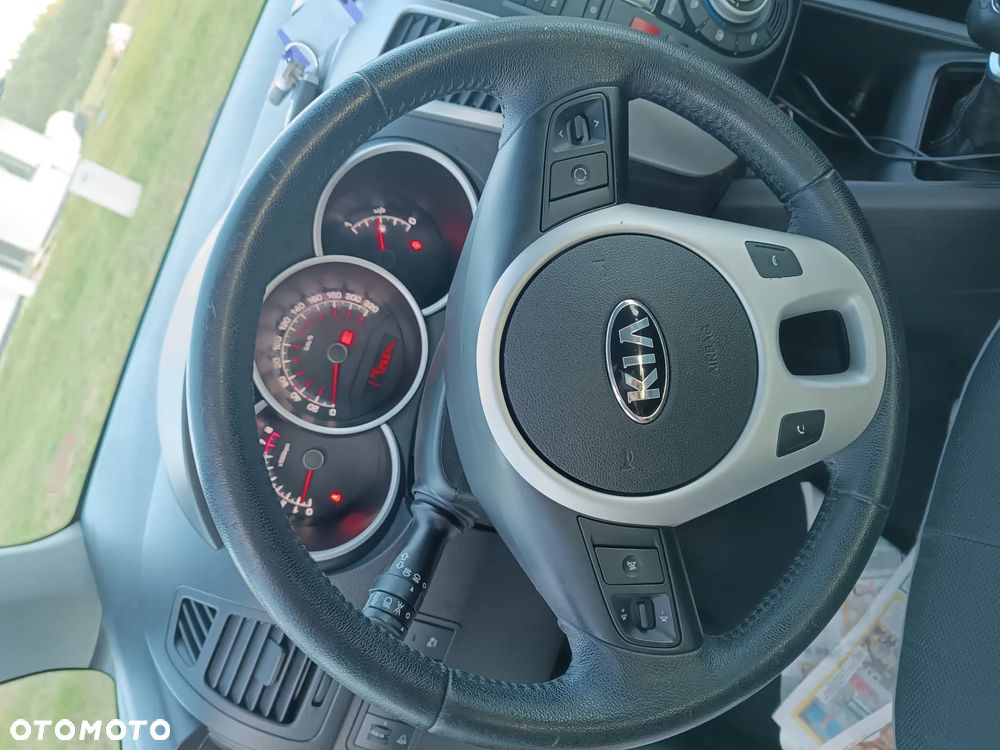 Kia Venga 1.4 Business Line - 39
