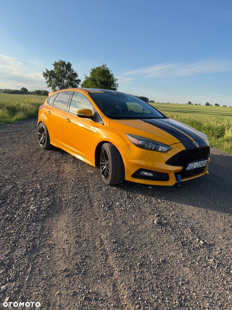 Ford Focus 2.0 EcoBoost ST-2 - 3