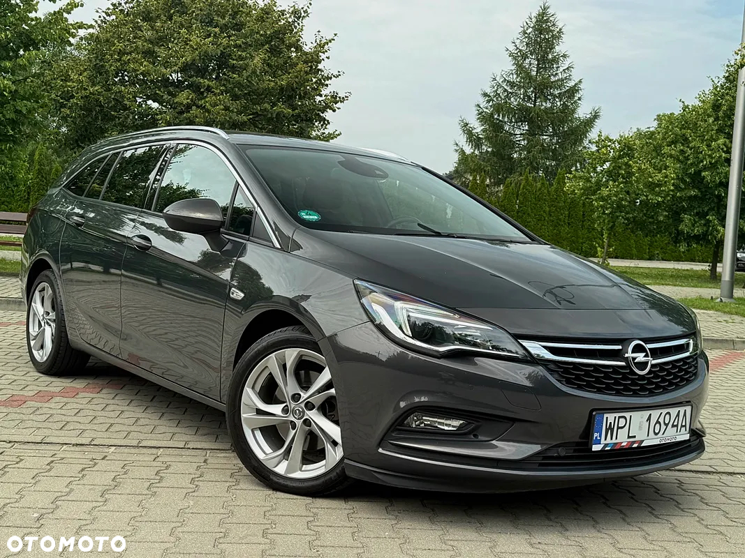 Opel Astra IV 1.6 CDTI Cosmo - 27