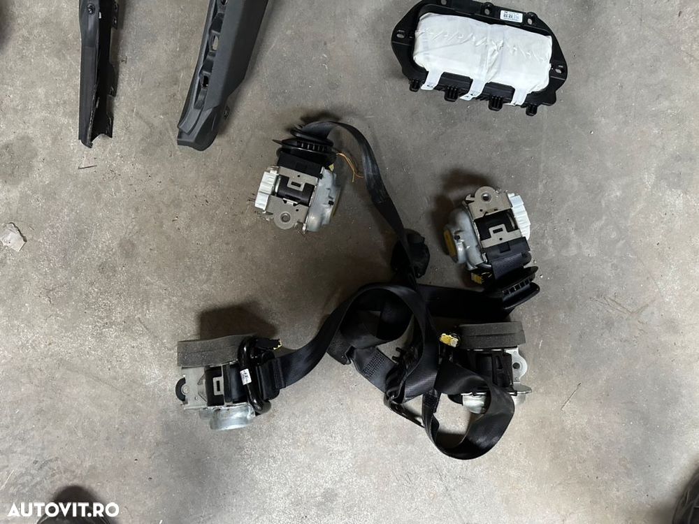 Kit airbag PEUGEOT 5008 an 2017-2023 format din airbag volan, airbag pasager, 2 centuri fata , 2 centuri spate si plansa bord - 5