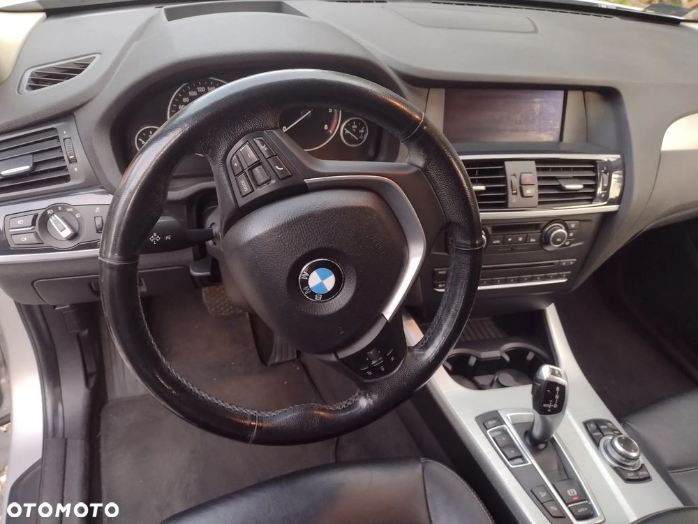BMW X3 xDrive20d - 11