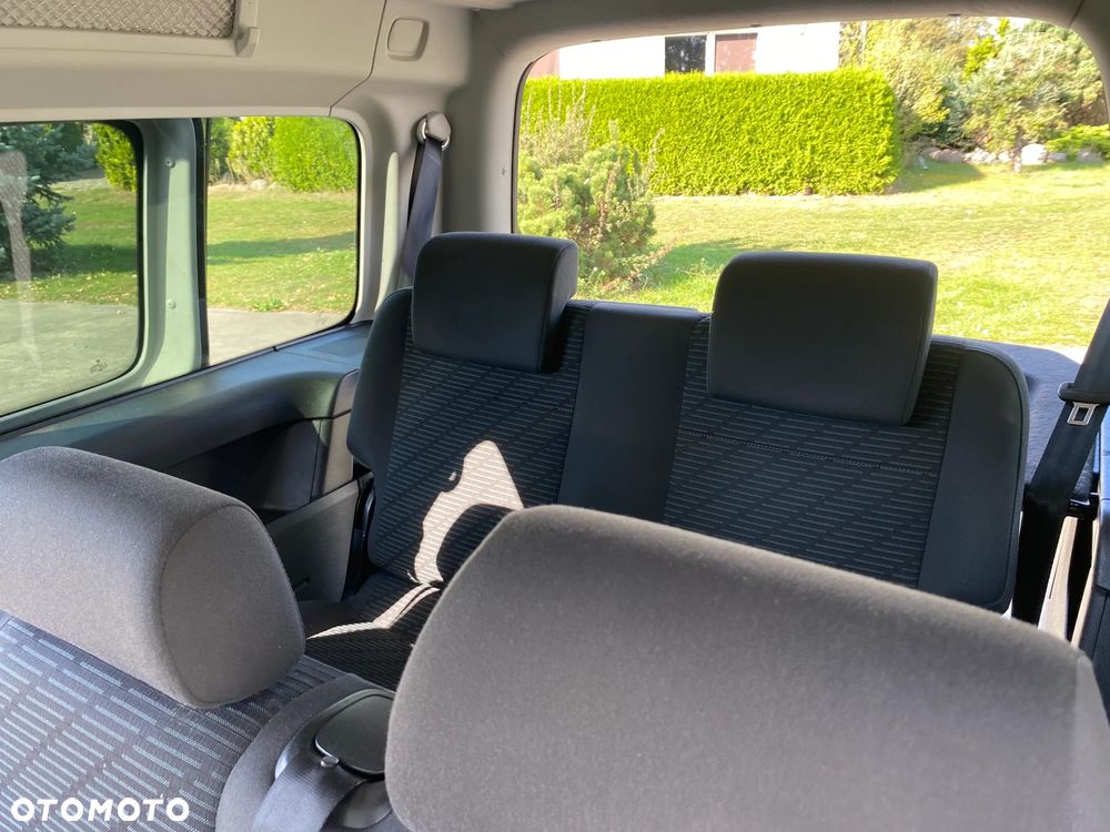 Volkswagen Caddy - 14