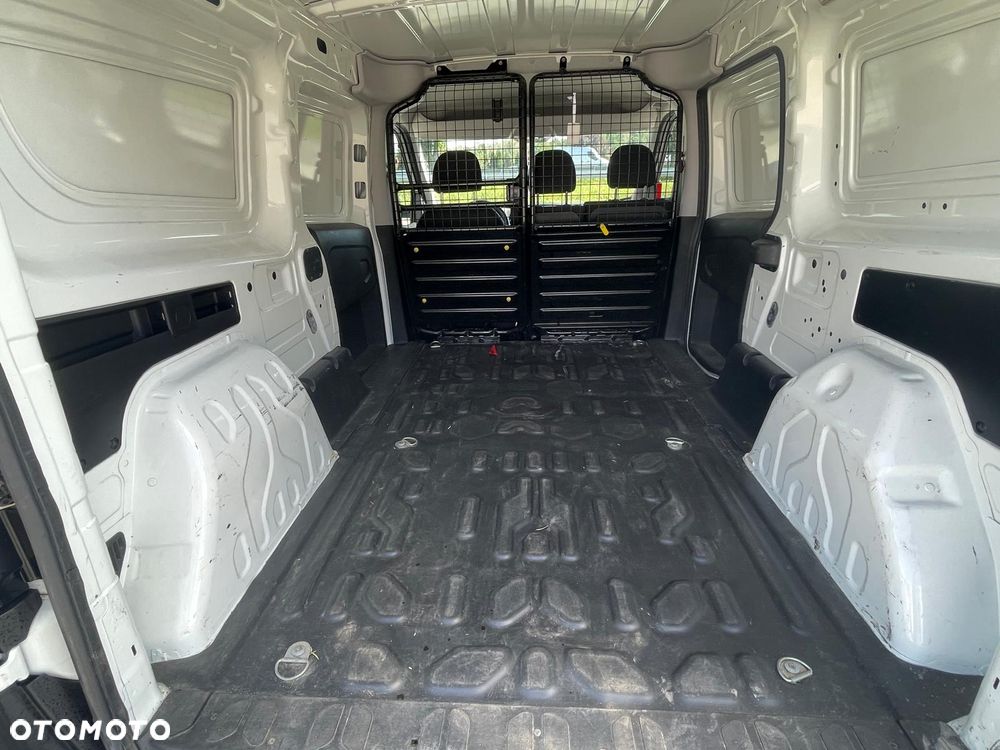 Fiat Doblo Maxi Salon PL - 23