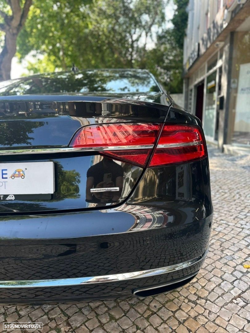 Audi A8 - 7