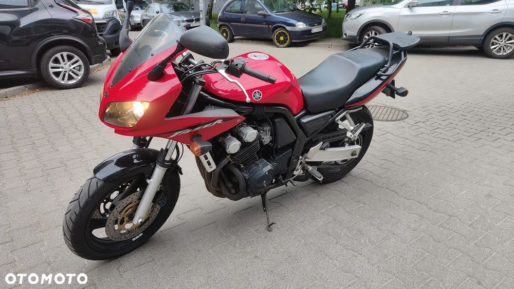 Yamaha FZS - 3