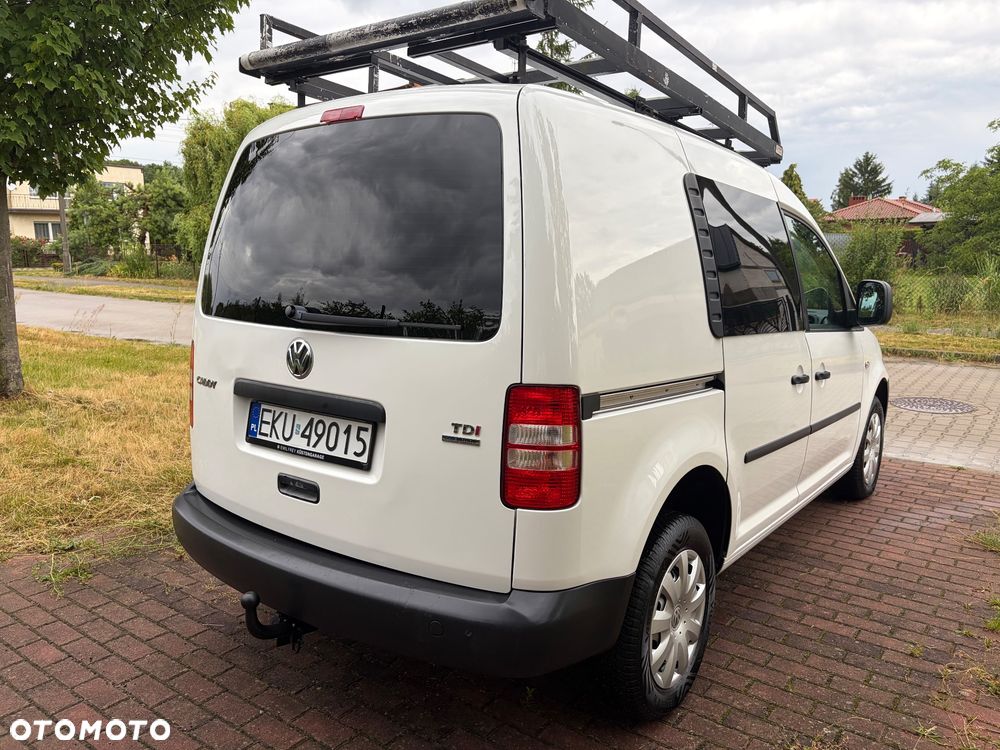 Volkswagen Caddy - 10