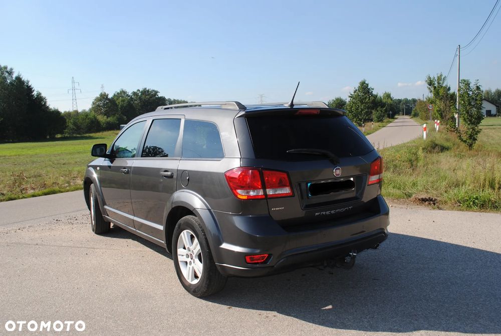 Fiat Freemont 2.0 Multijet 16V DPF Automatik Allrad Lounge - 6