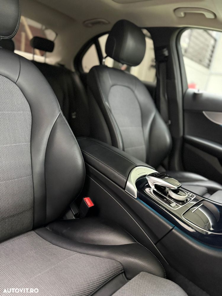 Mercedes-Benz C 220 d 4MATIC 9G-TRONIC - 13